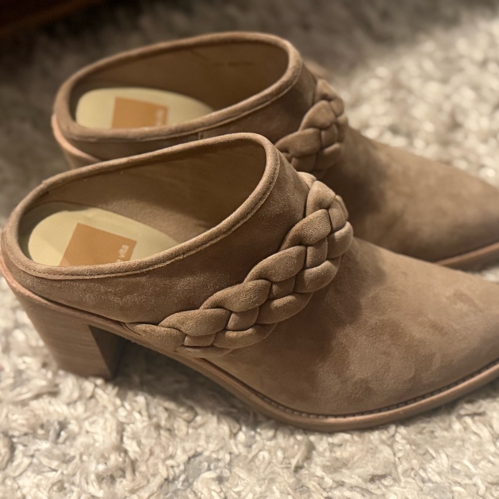 Braided Tan Women's Mules NWOT